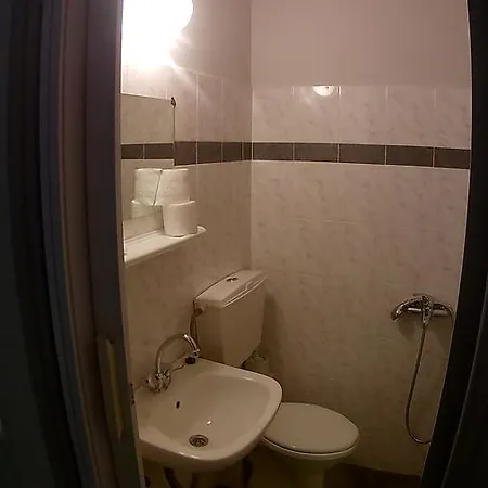 Theoxenia Hotel *